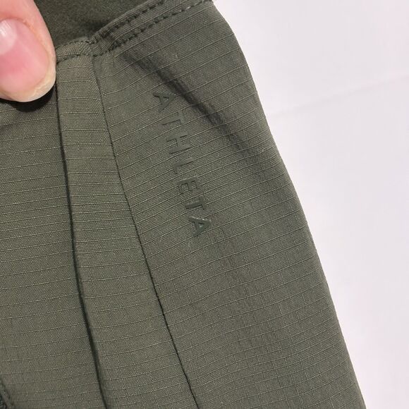 Athleta Trekkie North Jogger Pant Olive Green Size 20 Outdoor Hiking Athleisure - Picture 6 of 9